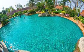 Golden Pine Resort And Spa